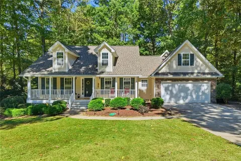 1913 Raintree Ct, Snellville, GA 30078