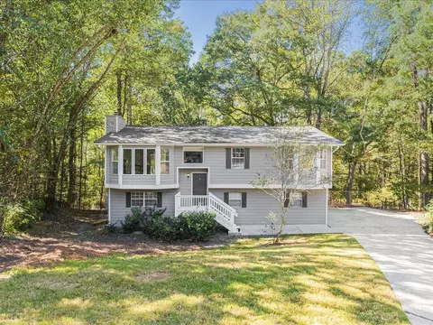 1114 Danube Trl, Sugar Hill, GA 30518