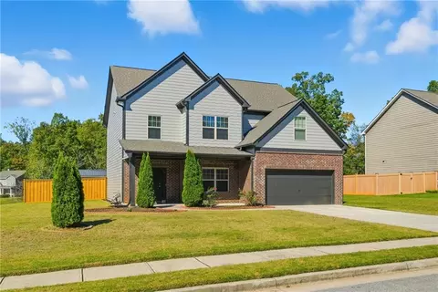 6544 Teal Trail Dr, Flowery Branch, GA 30542