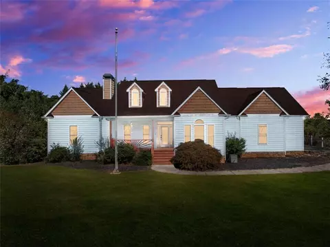 5834 Old Dahlonega Hwy, Murrayville, GA 30564