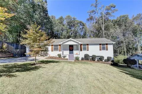 1291 Sommerset Dr, Lawrenceville, GA 30043