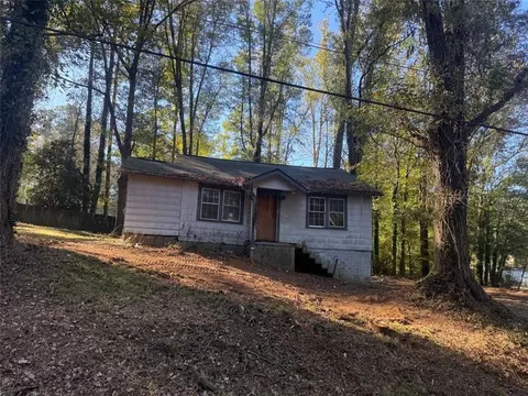 1881 Sylvia St, Austell, GA 30106