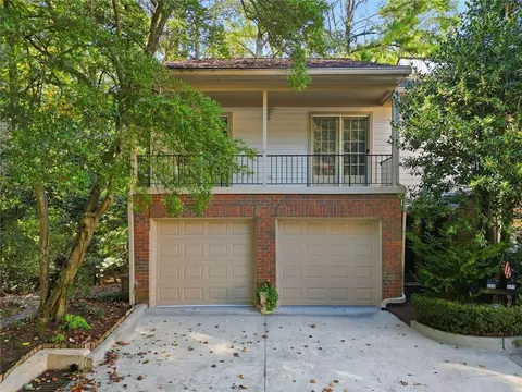 306 Brandywine Cir, Sandy Springs, GA 30350