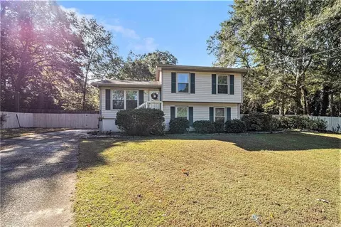 347 Karen Ct, Lawrenceville, GA 30046