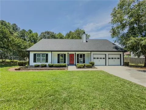 2335 Huntington Dr, Loganville, GA 30052