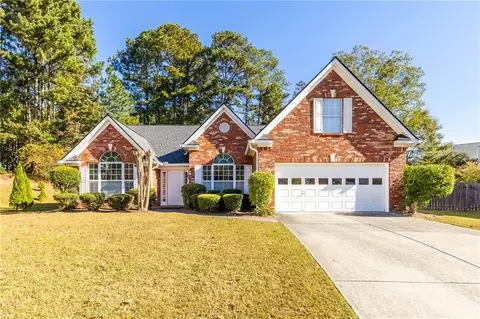 70 Chandler Ridge Ln, Lawrenceville, GA 30045