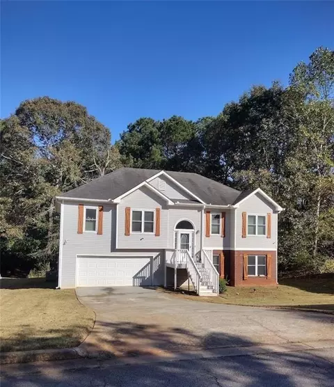 205 Chestnut Dr, Covington, GA 30016