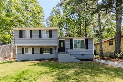 2092 Countydown Ln, Stone Mountain, GA 30088