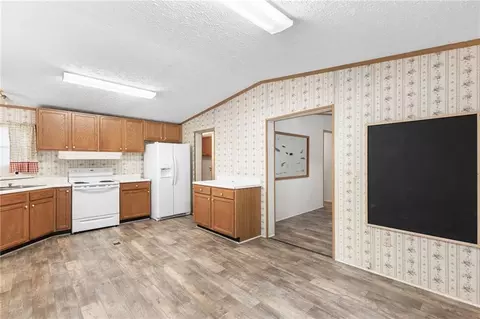 Kitchen - 526 Stoneridge Dr, Winder, GA 30680 photo 2 of 2