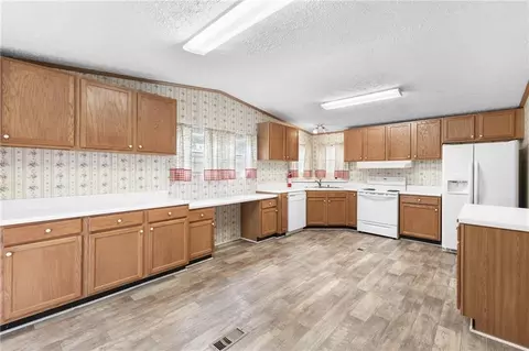 Kitchen - 526 Stoneridge Dr, Winder, GA 30680 photo 1 of 2