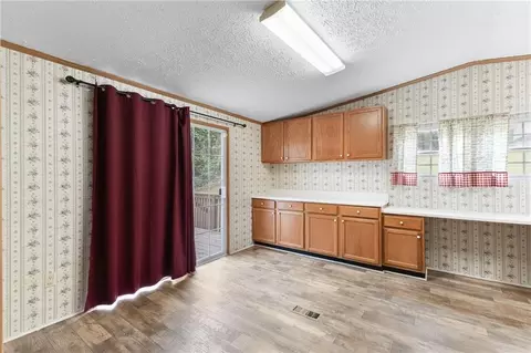 Other - 526 Stoneridge Dr, Winder, GA 30680 photo 3 of 8