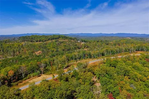280 Highgrove Drive, Talking Rock, GA 30175