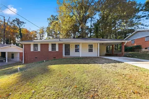 4442 Creek Valley Ct SW, Atlanta, GA 30331