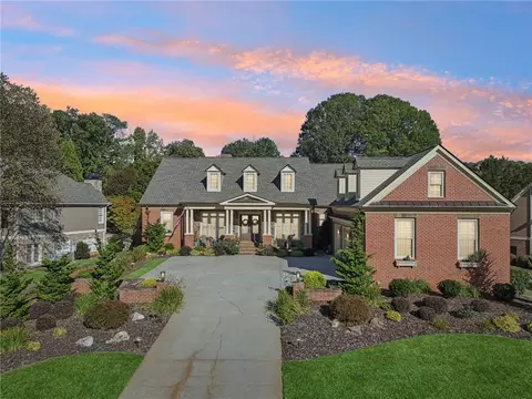 4966 Aviary Dr NW, Acworth, GA 30101