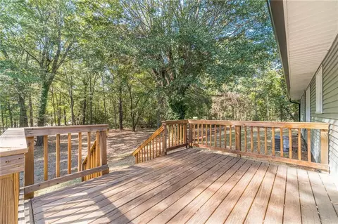 Exterior - 119 Glen Iris Dr, Monroe, GA 30655 photo 4 of 10