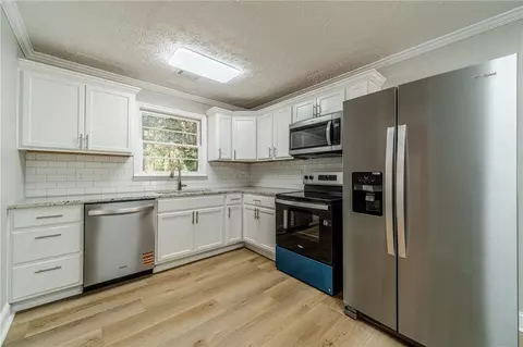 Kitchen - 119 Glen Iris Dr, Monroe, GA 30655 photo 1 of 1