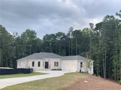 6420 Thurgood Circle Rd, Stonecrest, GA 30038