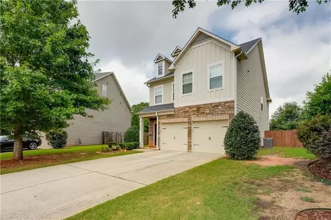 Exterior - 4072 Elsdon Dr, Austell, GA 30106 photo 2 of 3