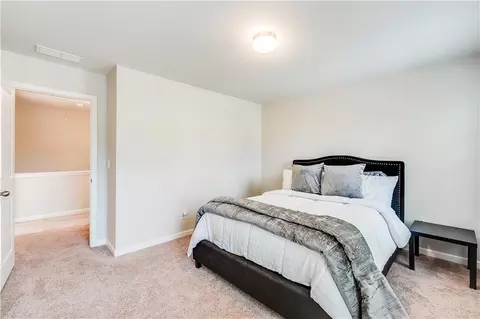 Bedroom - 4072 Elsdon Dr, Austell, GA 30106 photo 7 of 12