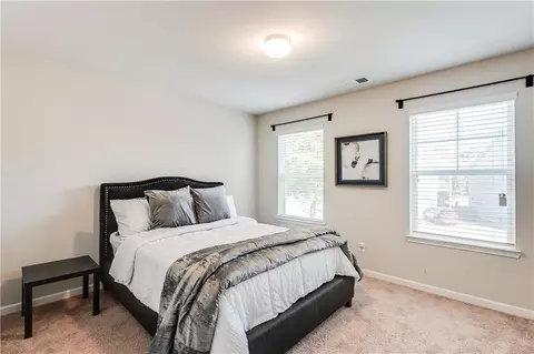 Bedroom - 4072 Elsdon Dr, Austell, GA 30106 photo 5 of 12