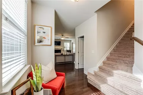Entry Way - 4072 Elsdon Dr, Austell, GA 30106 photo 3 of 8
