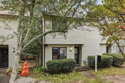 1114 Country Ct, Lawrenceville, GA 30044