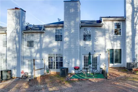 3756 Harvest Dr, Decatur, GA 30034