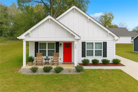 235 Pennington Ave, Rome, GA 30161
