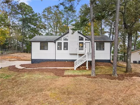 295 Lori Ln, Canton, GA 30114