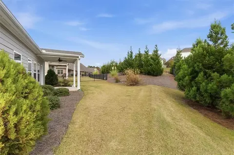 Exterior - 112 Willowbrook Dr, Calhoun, GA 30701 photo 9 of 12