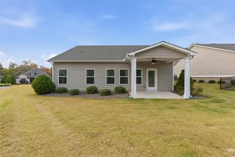 Exterior - 112 Willowbrook Dr, Calhoun, GA 30701 photo 11 of 12