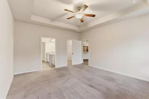 Entry Way - 112 Willowbrook Dr, Calhoun, GA 30701 photo 2 of 5