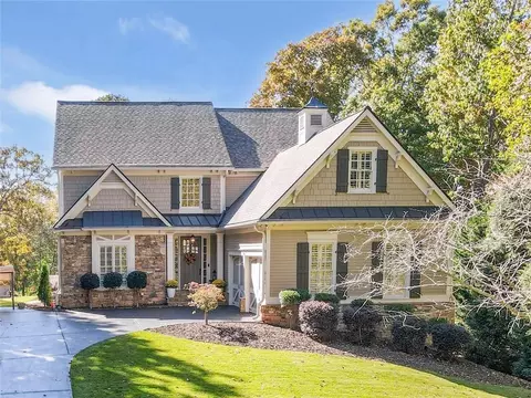 55 Scarlet Oak Ln, Dawsonville, GA 30534