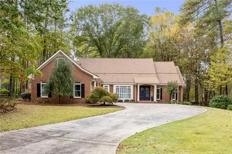 8900 River Trace Dr, Johns Creek, GA 30097
