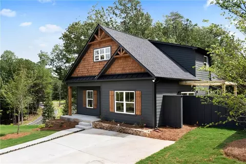 110 Red Cloud Walk, Waleska, GA 30183