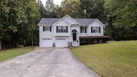 94 Fielding Grove Dr, Dallas, GA 30157