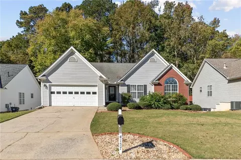 4157 Mcever Park Dr, Acworth, GA 30101