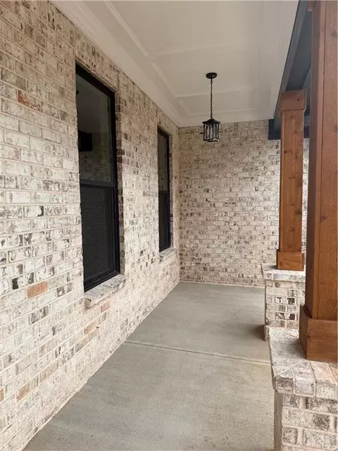 95 Cambridge Dr, Covington, GA 30014