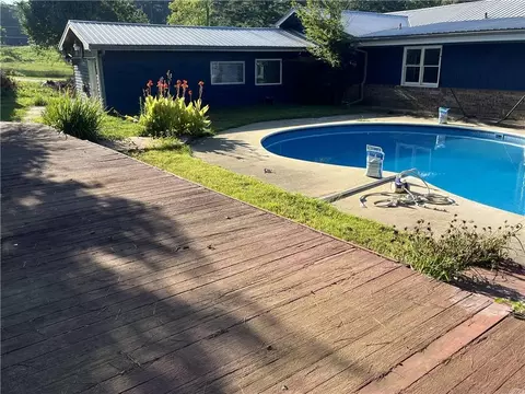 28 Flat Rock Rd, Stockbridge, GA 30281