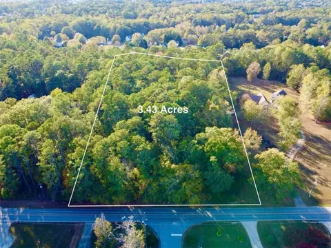 500 Womack Rd, Covington, GA 30016