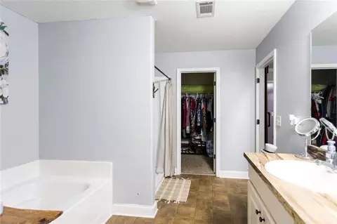 304 Thoroughbred Trl, Monroe, GA 30655 photo 7