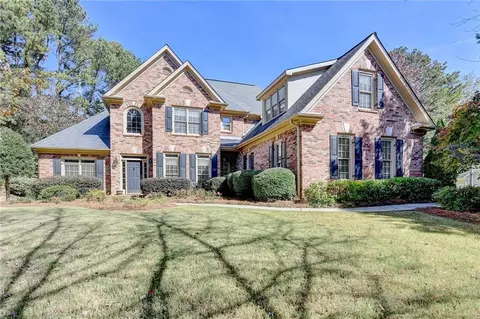 355 Laurel Oak Dr, Suwanee, GA 30024