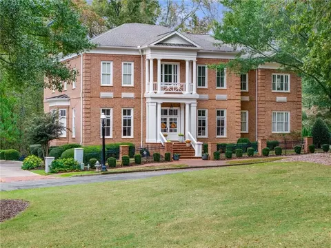 3156 E Addison Dr, Alpharetta, GA 30022
