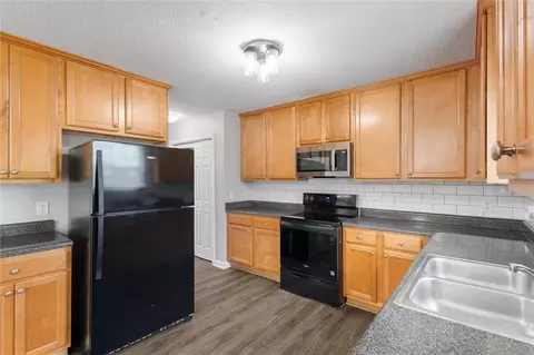 321 Timberwind Dr, Byron, GA 31008 photo 12
