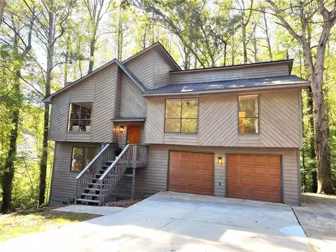 4949 Woodland Way NW, Acworth, GA 30102