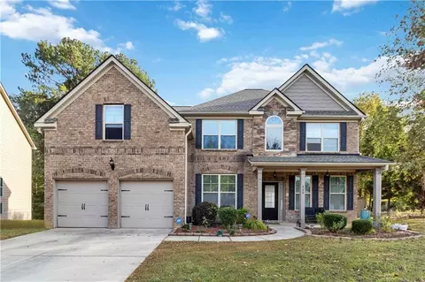 200 Birchwood Dr, Loganville, GA 30052
