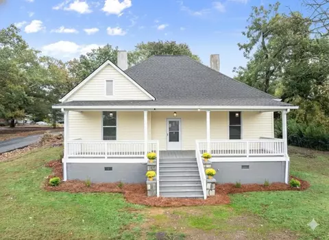 102 Barber St, Commerce, GA 30529
