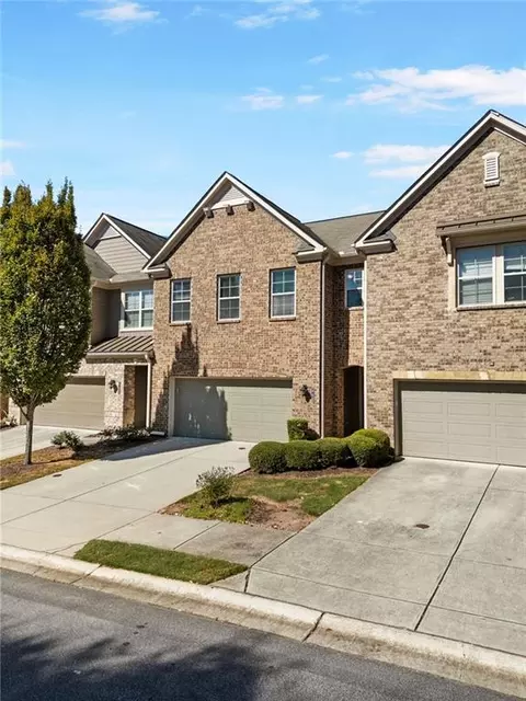 2126 Knoll Pl NE, Atlanta, GA 30329