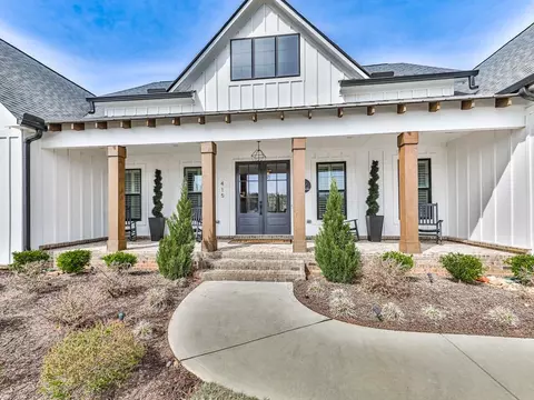 415 London Rd, Ball Ground, GA 30107