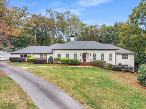 720 Fair Oaks Mnr, Sandy Springs, GA 30327